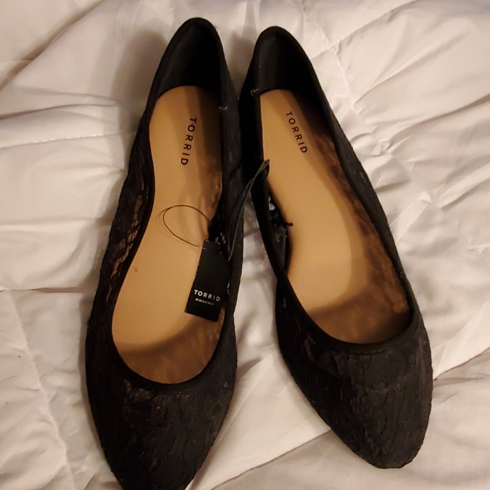 Plus size Black, Flats